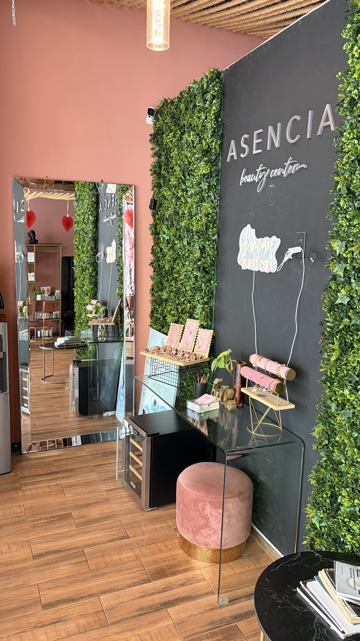 Asencia Beauty Center