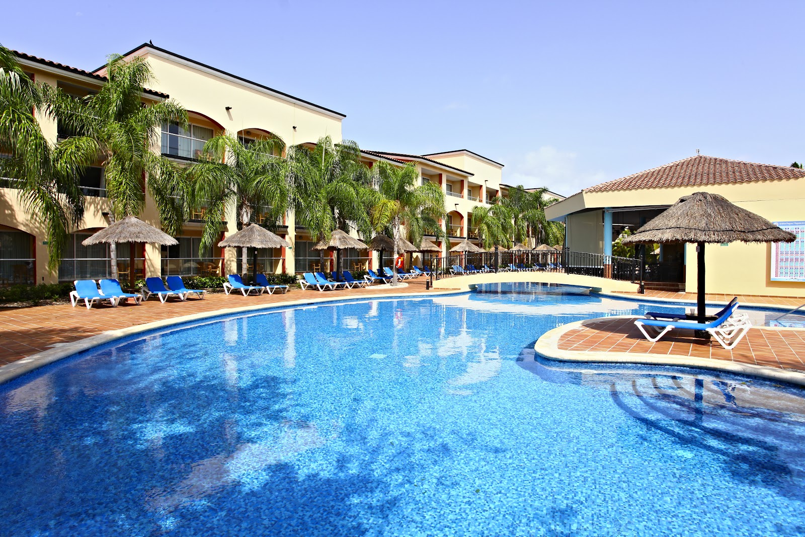 Sandos Playacar Beach Resort