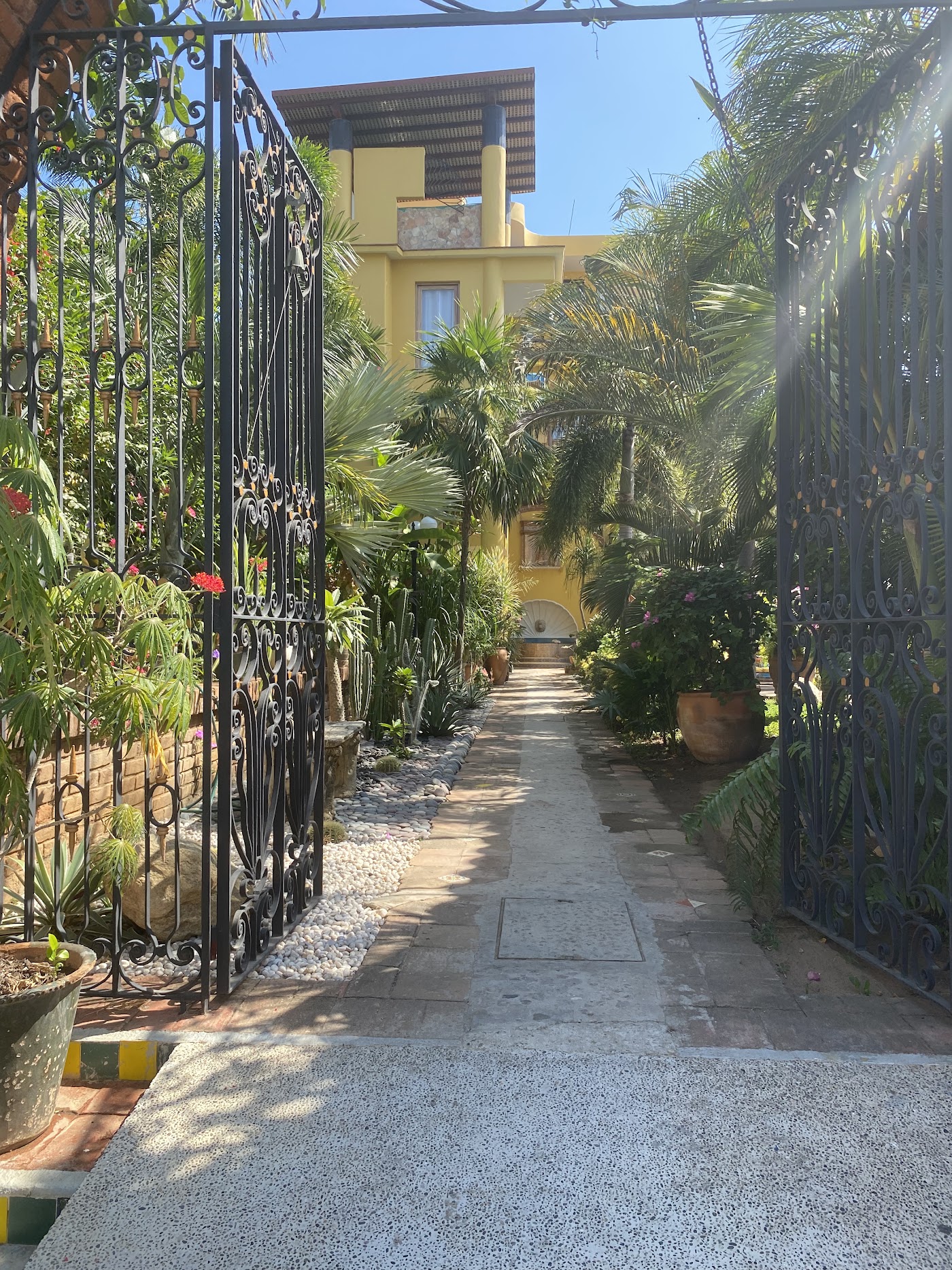 Hotel Suites la Hacienda